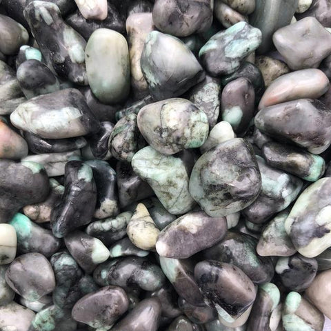 Emerald Tumbled Stone (BRAZIL) SMALL - Prosperity, Hope and Healing- Crystal Healing - MAY Birthstone