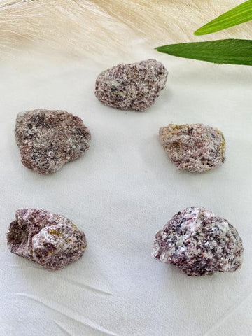 Lepidolite Rough Stone - Balance, Awareness and Transition - Crystal Healing